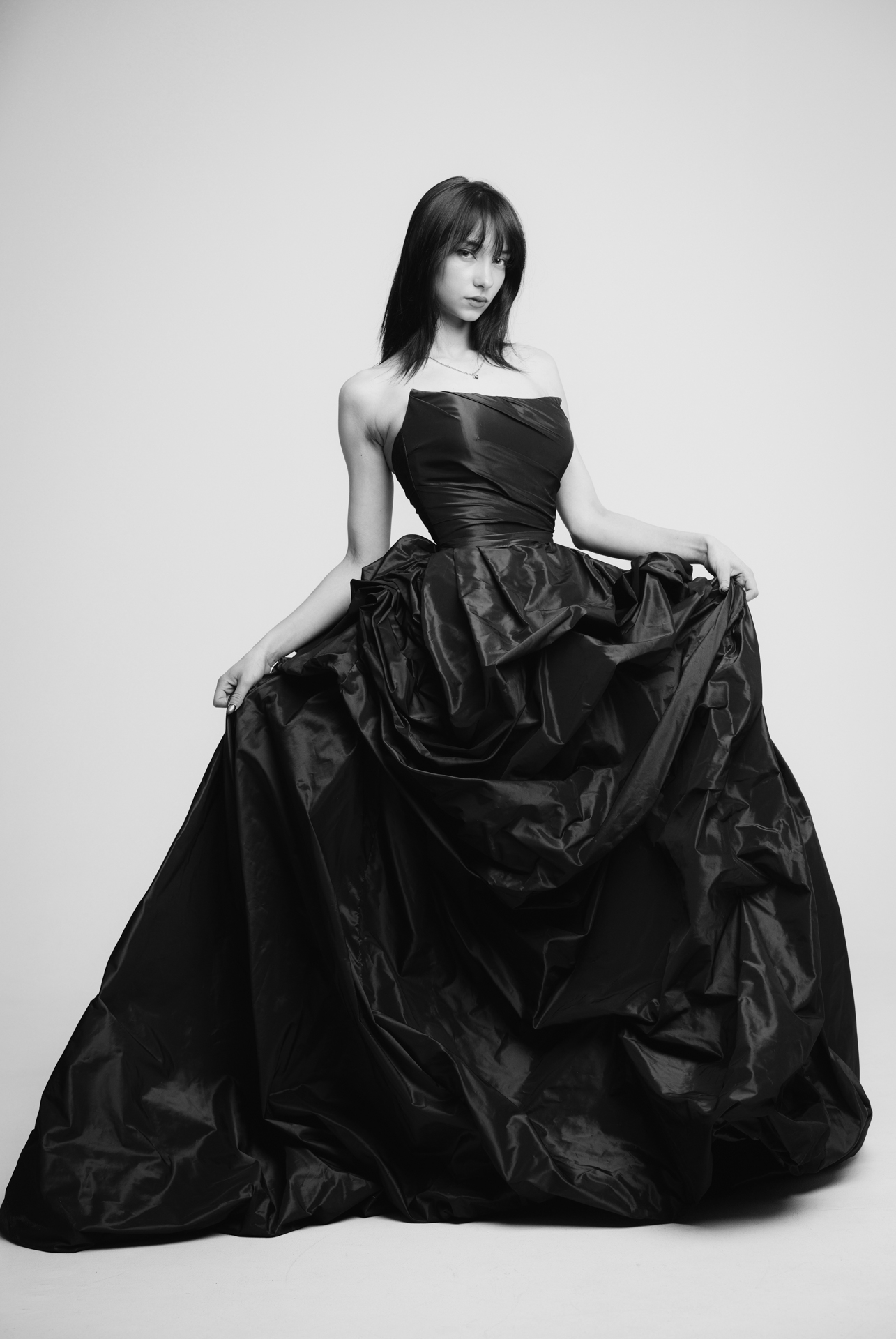 053 Elena1